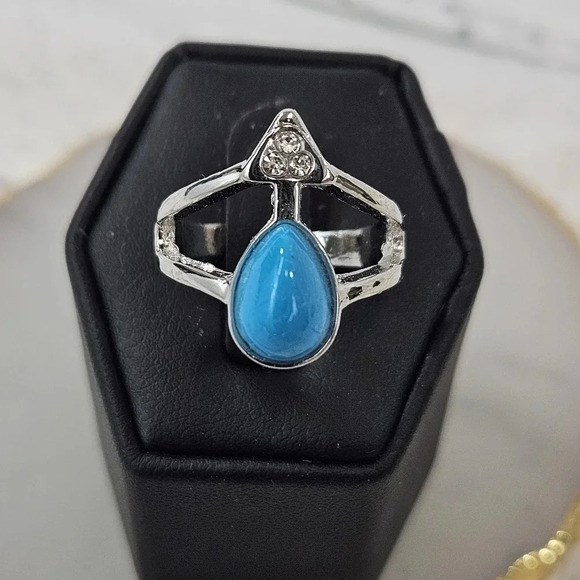 Royal Teardrop Adjustable Fashion Ring A47 - Picture 5 of 5